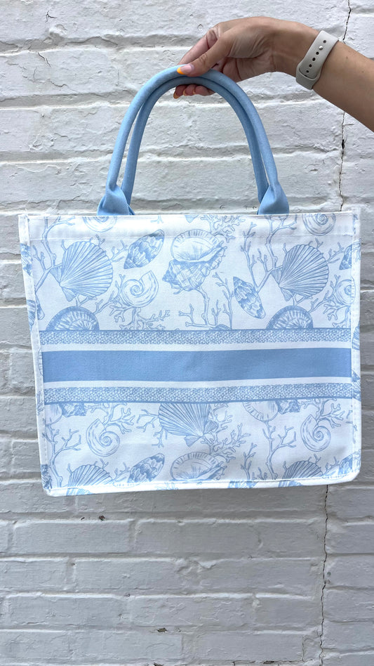 The Beachy Tote