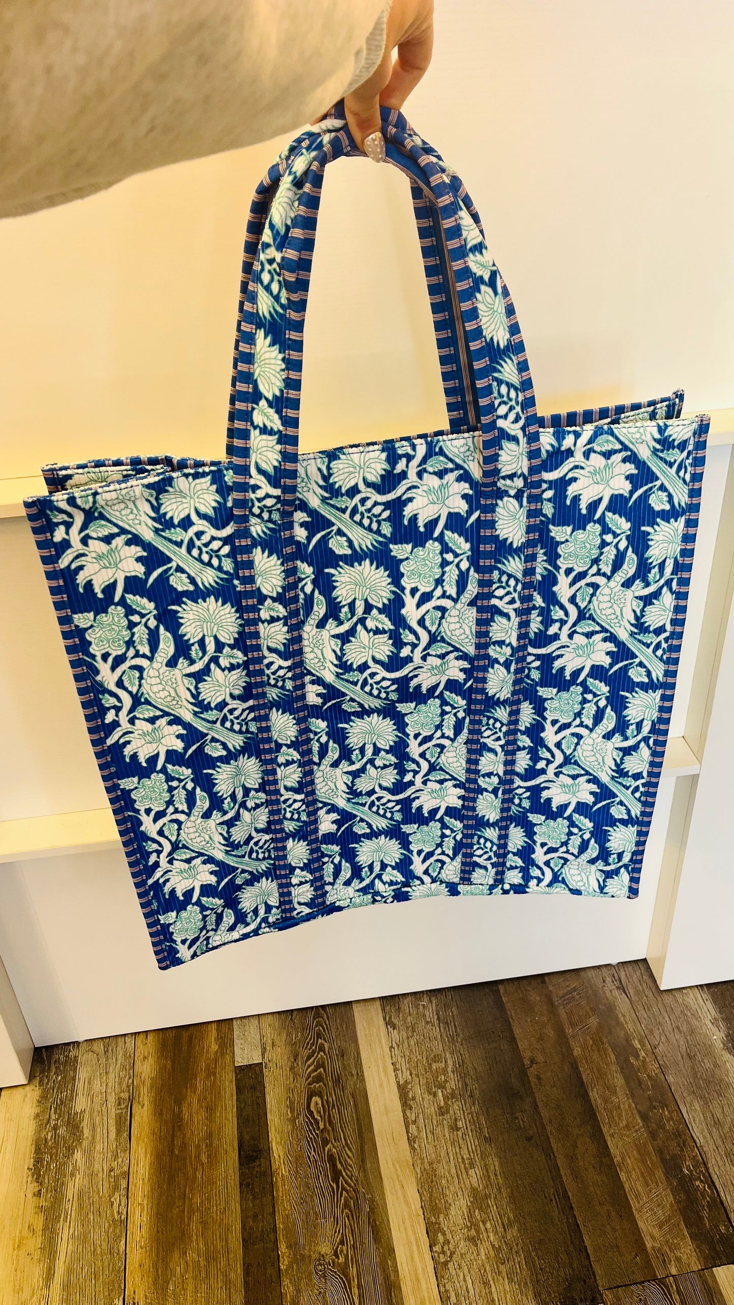 The Quilted Tote (5 colors available)